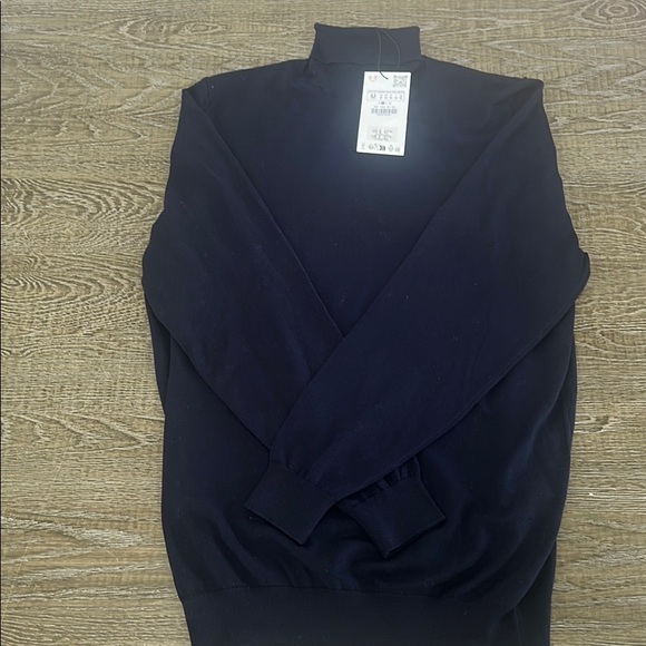 Men’s Medium Sweater - Picture 1 of 1